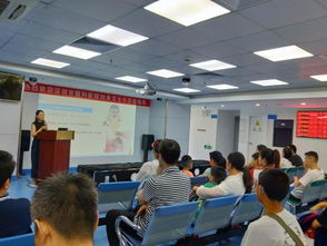 蛇口人民醫(yī)院黨委書記秦波與劉身文醫(yī)師接力公益宣教，構(gòu)筑健康新篇章